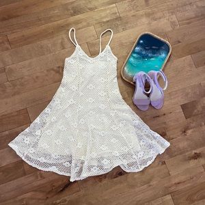 Beachy cream dress 🏝